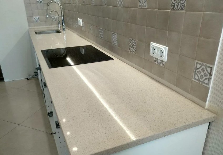 ���������� �� ������ Caesarstone 1220 �������